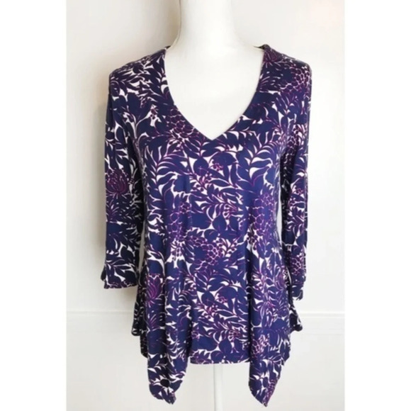 Adrianna Papell • Blue Pink Floral Patterned Top - Picture 1 of 3